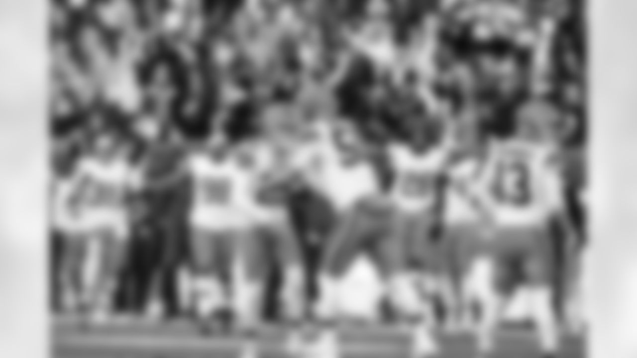 Kicker Andre Szmyt (25) and Long snapper Rex Sunahara (50) during a NFL football game between the Cleveland Browns and Cincinnati Bengals on January 4, 2026 at Paycor Stadium.