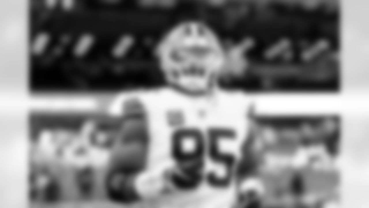 Defensive end Myles Garrett (95) before a NFL football game between the Cleveland Browns and Chicago Bears on December 14, 2025 at Soldier Field.