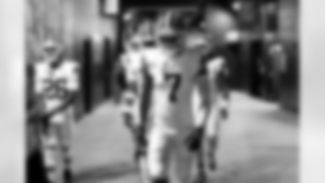 Cornerback Tyson Campbell (7) before a NFL football game between the Cleveland Browns and New England Patriots on October 26, 2025 at Gillette Stadium.