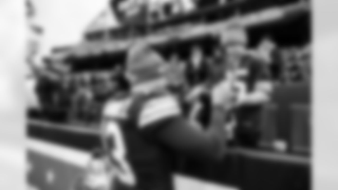 Punter Corey Bojorquez (13) before a NFL football game between the San Francisco 49ers and Cleveland Browns on November 30, 2025 at Huntington Bank Field.