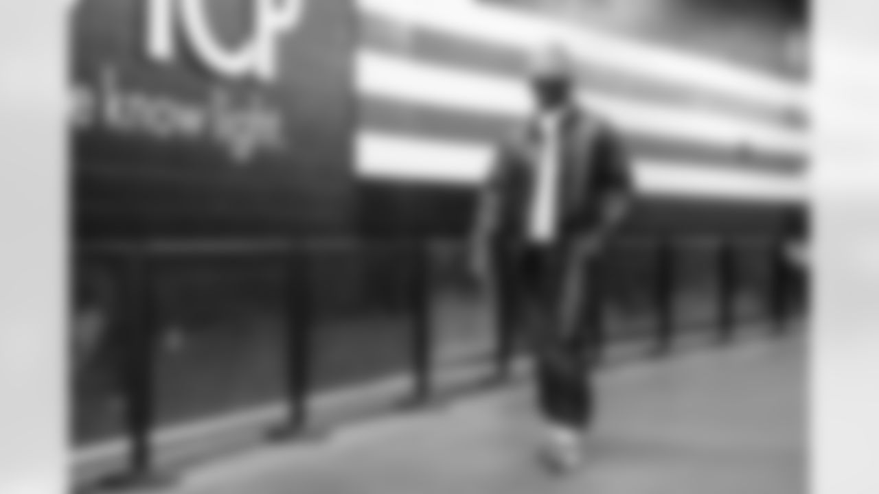 Quarterback Shedeur Sanders (12) before a NFL football game between the Tennessee Titans and Cleveland Browns on December 7, 2025 at Huntington Bank Field. The Browns lost 29-31.