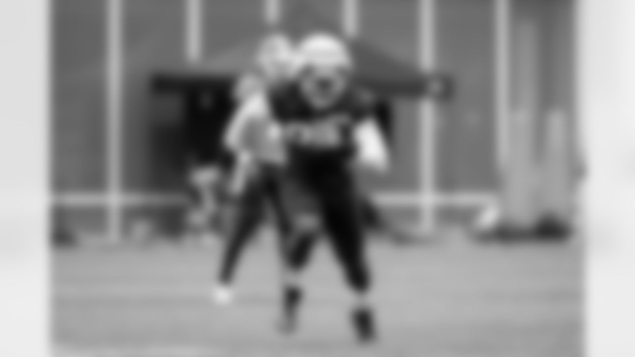 Tight end David Njoku (85) during Day 10 of Training Camp at CrossCountry Mortgage Campus on August 4, 2025.