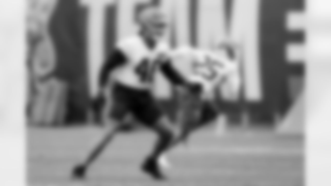 Linebacker Nathaniel Watson (40) during the first day of OTAs at CrossCountry Mortgage Campus on May 27, 2025.