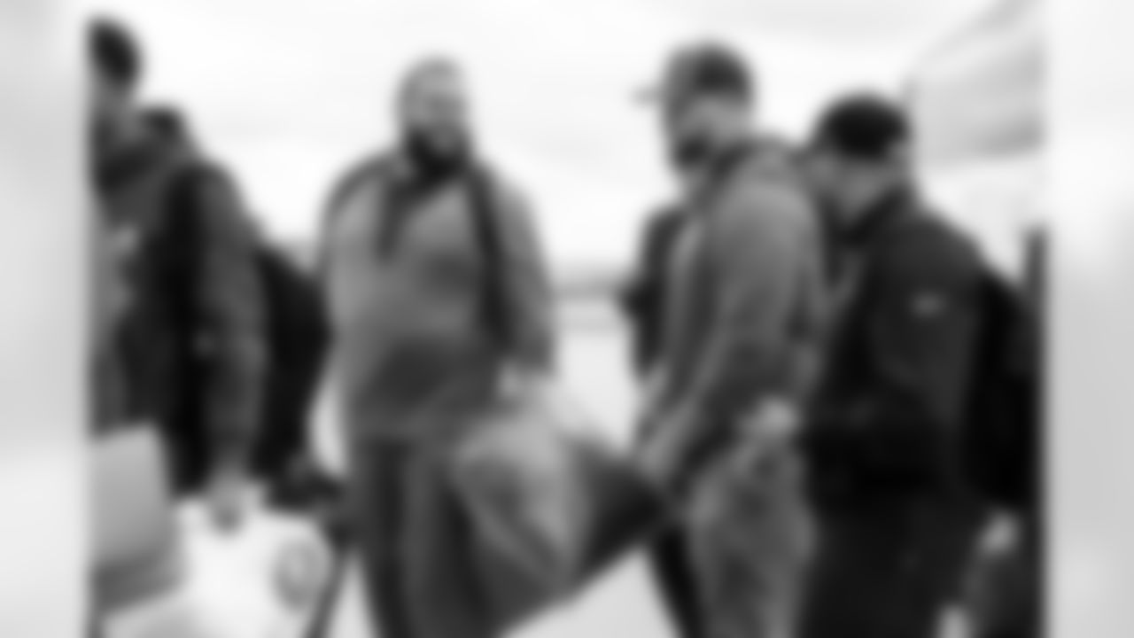 Offensive guard Joel Bitonio (75) travels to Las Vegas on November 22, 2025.