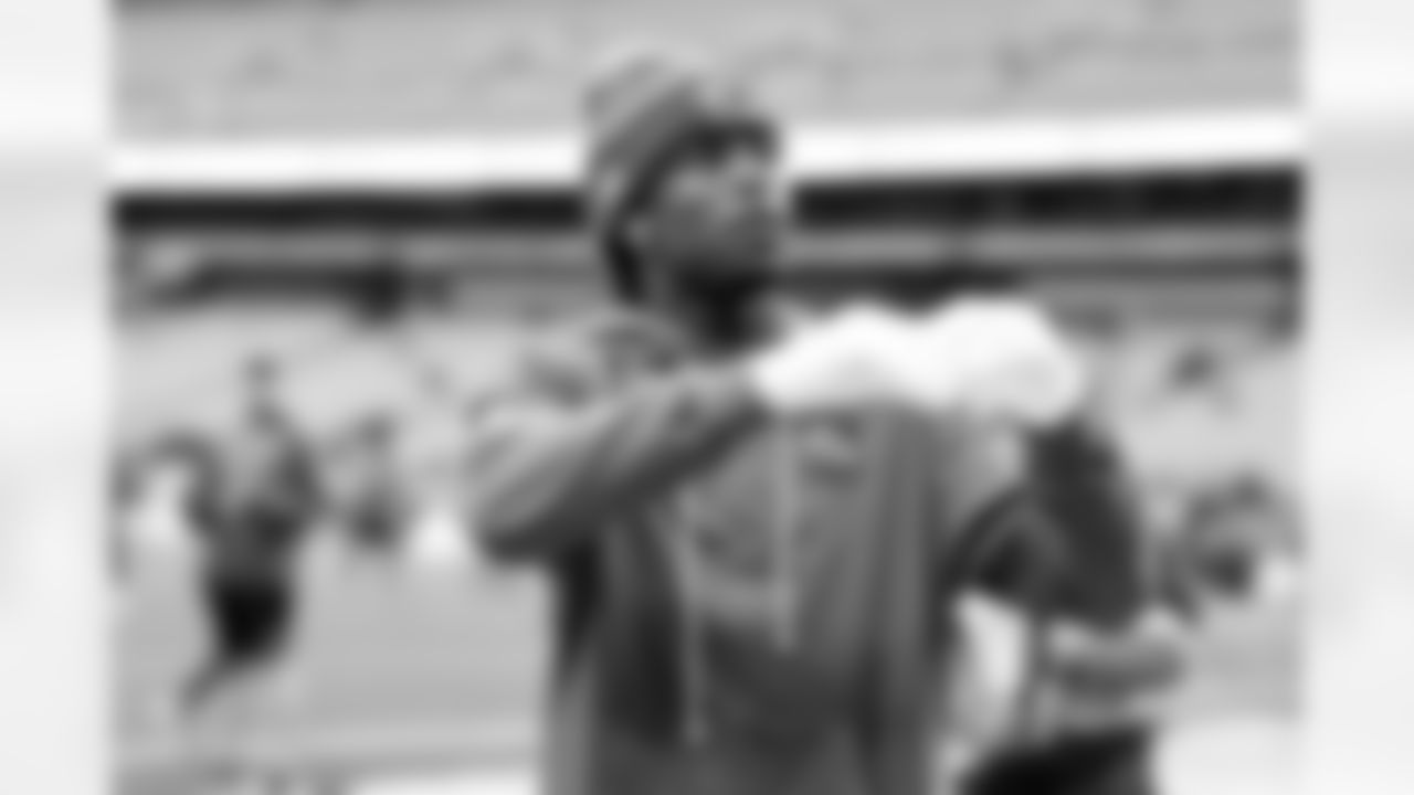 Wide receiver Jerry Jeudy (3) before a NFL football game between the Baltimore Ravens and Cleveland Browns on November 16, 2025 at Huntington Bank Field.