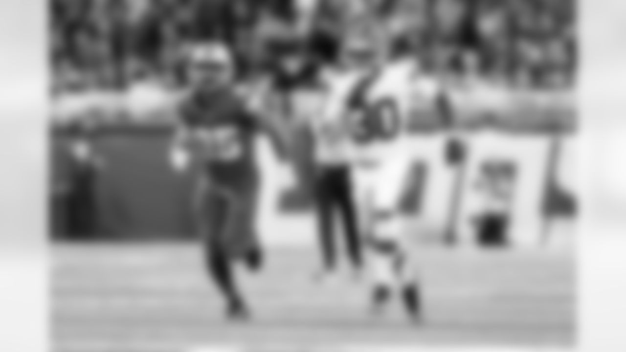 Linebacker Devin Bush (30) during a NFL football game between the Cleveland Browns and Detroit Lions on September 28, 2025 at Ford Field. The Browns lost 10-34.