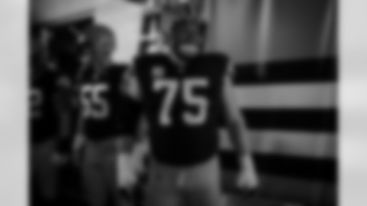 Offensive guard Joel Bitonio (75) before a NFL football game between the Cincinnati Bengals and Cleveland Browns on Monday Night Football on October 31, 2022 at FirstEnergy Stadium. The Browns won 13-32.