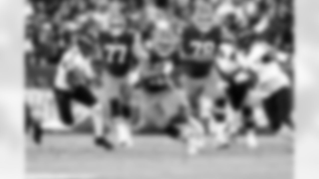 Running back Quinshon Judkins (10) during a NFL football game between the Baltimore Ravens and Cleveland Browns on November 16, 2025 at Huntington Bank Field.