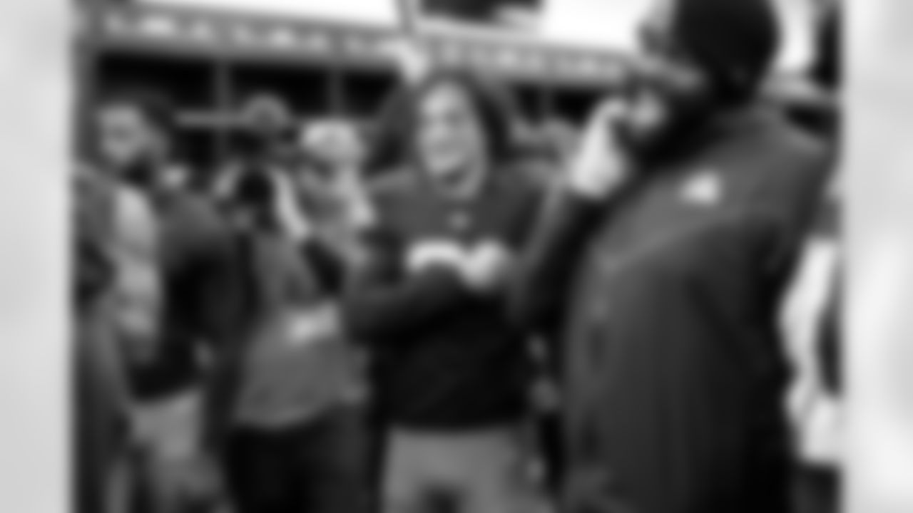 The Browns celebrate after a NFL football game between the Pittsburgh Steelers and Cleveland Browns on December 28, 2025 at Huntington Bank Field.