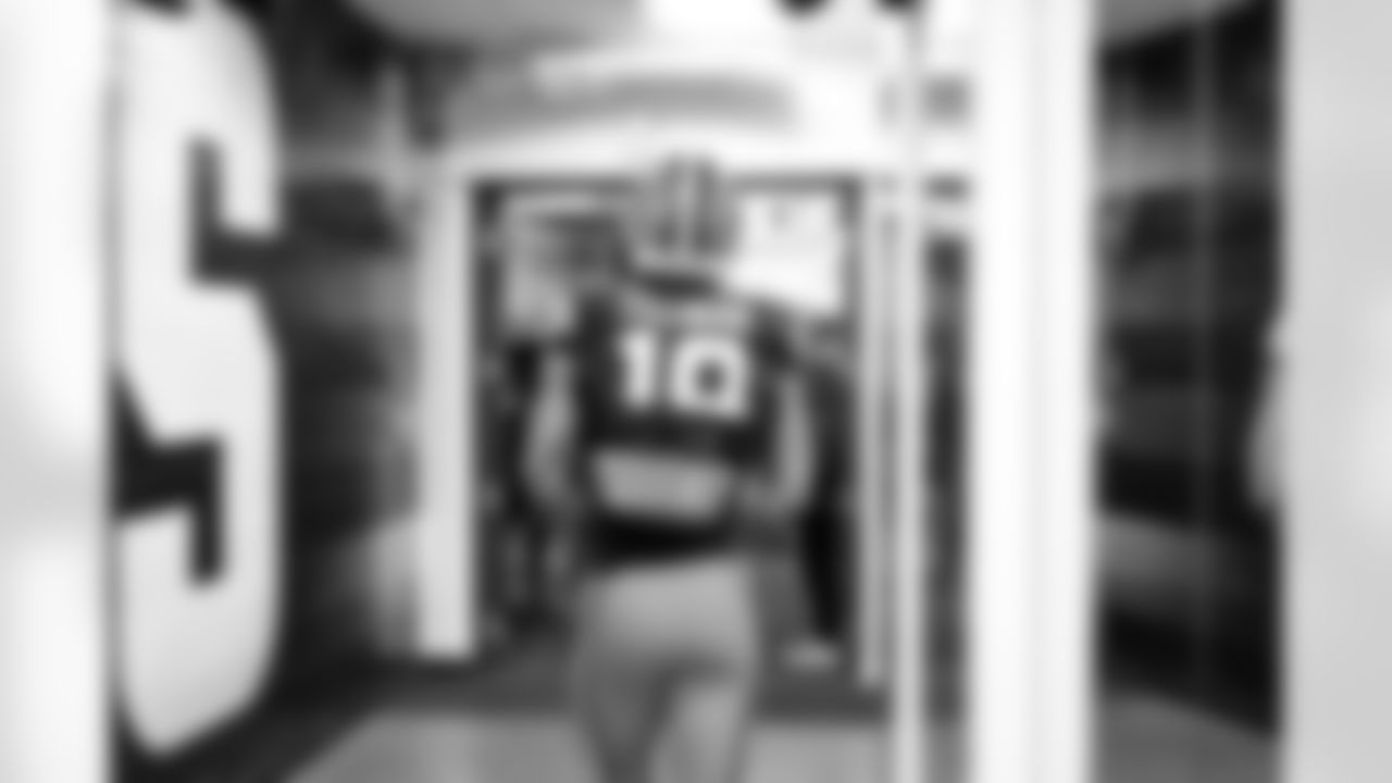 Wide receiver Cedric Tillman (19) before a NFL football game between the Pittsburgh Steelers and Cleveland Browns on December 28, 2025 at Huntington Bank Field.