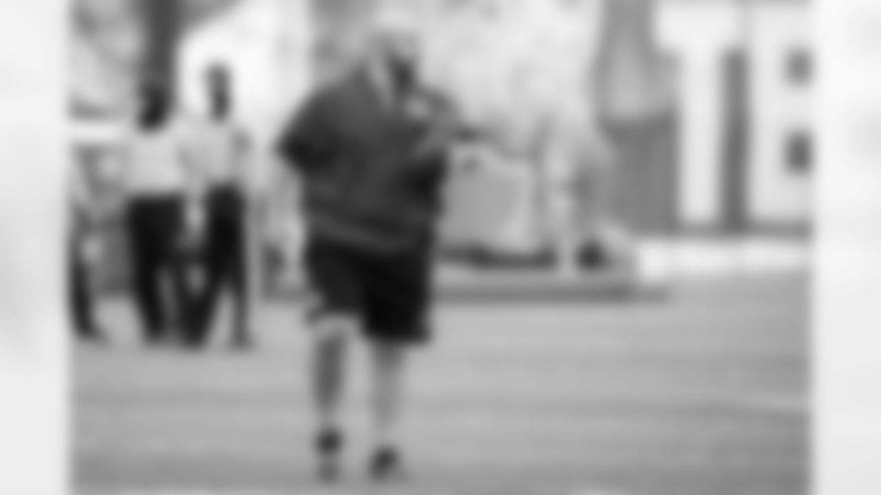 Assistant Director of Equipment Operations
Vincent Herzog during practice at CrossCountry Mortgage Campus on December 17, 2025.