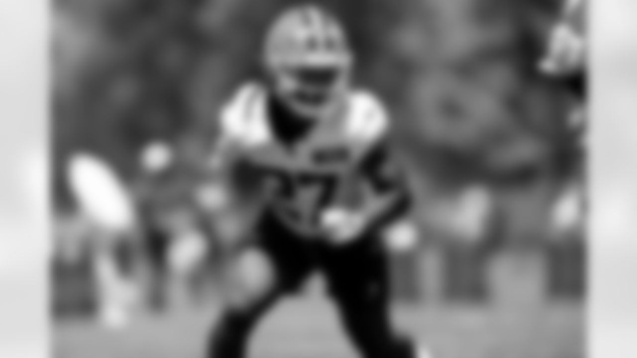 Defensive back LaMareon James (27) during fieldwork on the first day of Rookie Minicamp at CrossCountry Mortgage Campus on May 9, 2025.