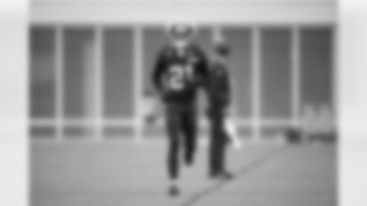 Cornerback Denzel Ward (21) during practice at CrossCountry Mortgage Campus on October 22, 2025.