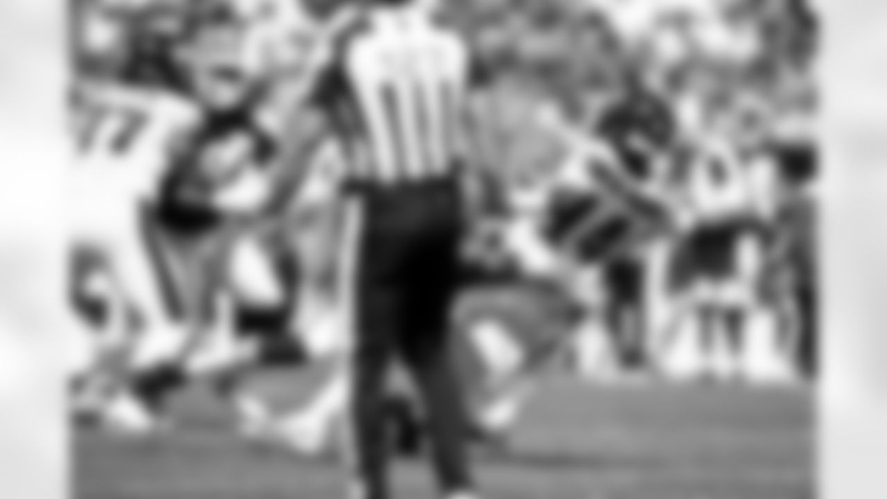 during a preseason NFL football game between the Cleveland Browns and Philadelphia Eagles on August 16, 2025 at Lincoln Financial Field.