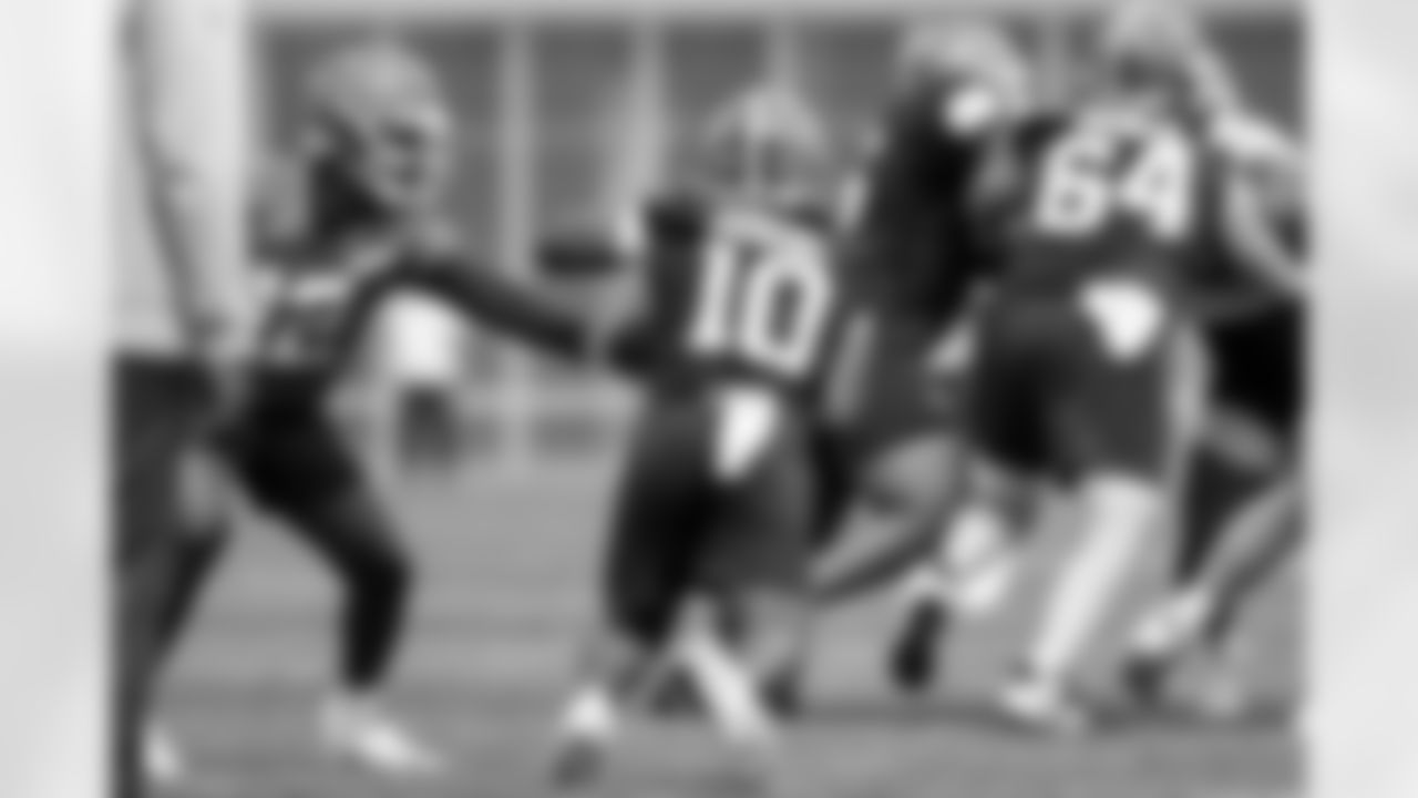 Running back Quinshon Judkins (10) during the third day of mandatory minicamp at CrossCountry Mortgage Campus on June 12, 2025.