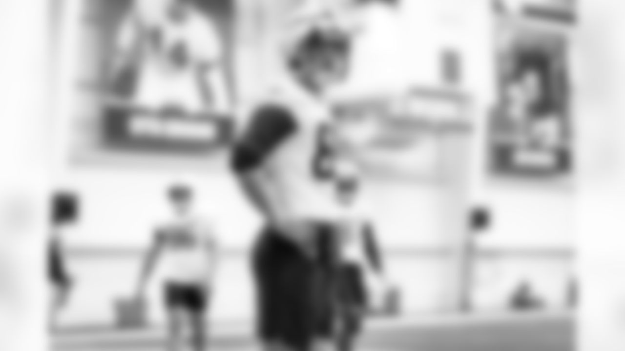 Tight end Brenden Bates (82) during practice at CrossCountry Mortgage Campus on December 18, 2024.