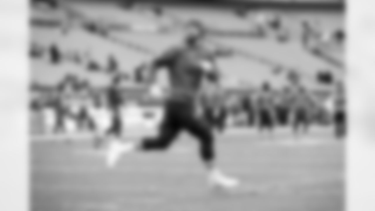 Tight end Brenden Bates (82) before a NFL football game between the Baltimore Ravens and Cleveland Browns on November 16, 2025 at Huntington Bank Field.