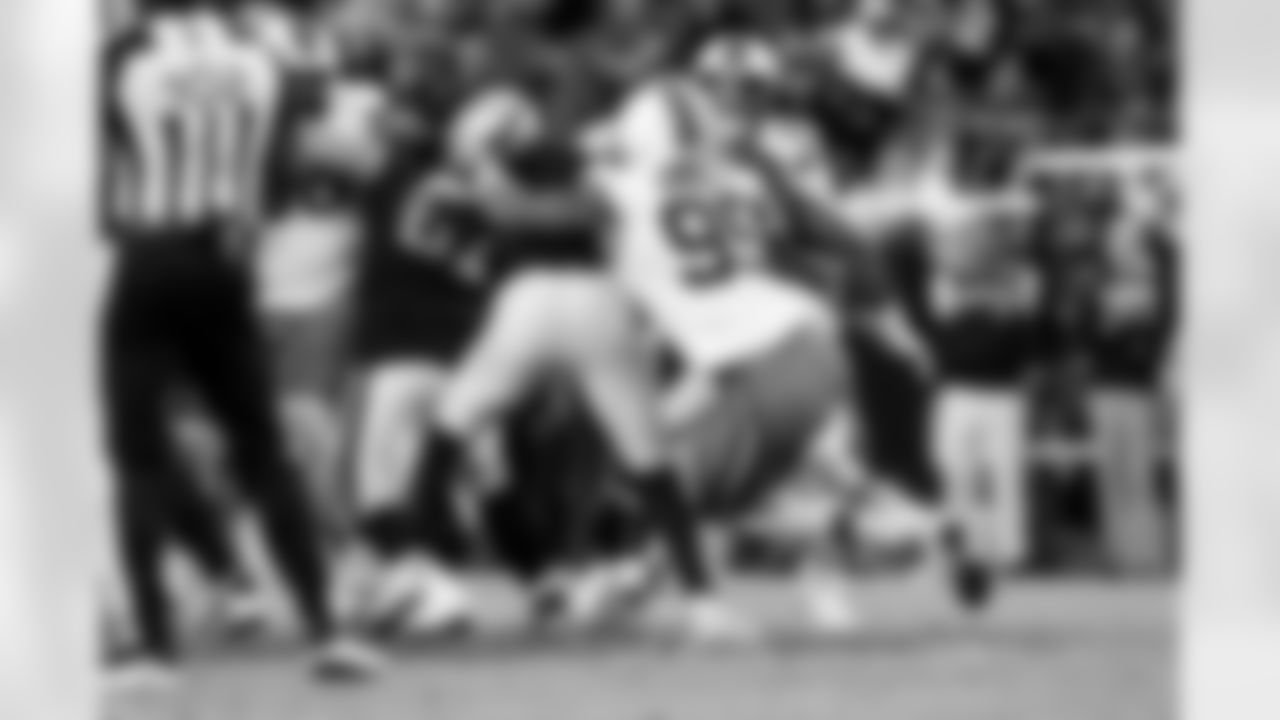 18.0 - Defensive end Myles Garrett (95) sacks Raiders Quarterback Geno Smith (7)