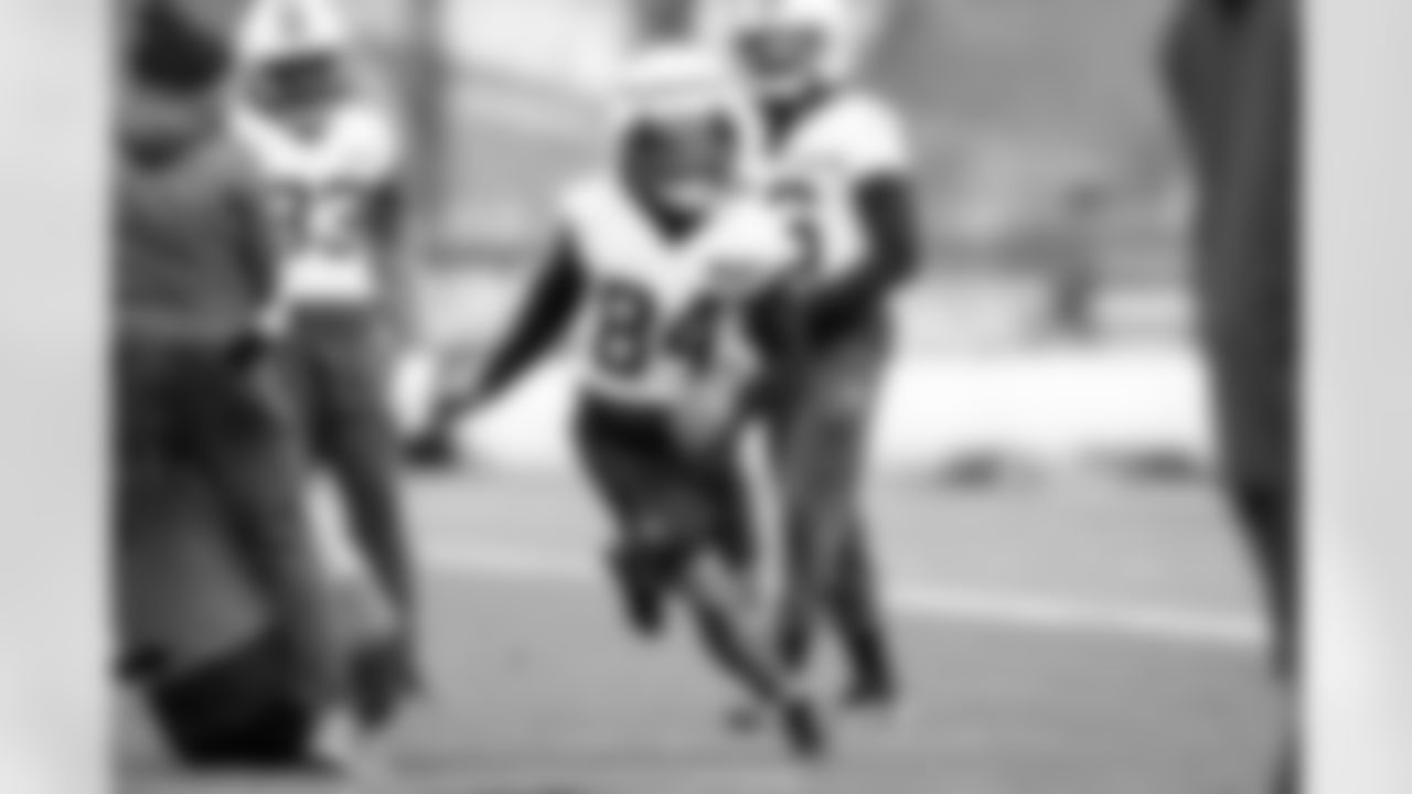 Wide receiver Gage Larvadain (84) during practice at CrossCountry Mortgage Campus on November 20, 2025.