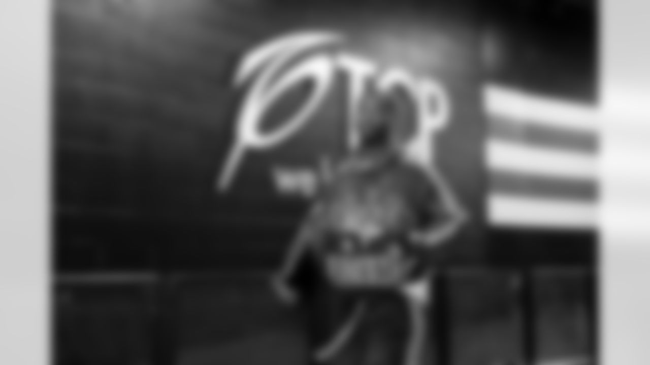 Wide receiver Jamari Thrash (80) before a NFL football game between the Buffalo Bills and Cleveland Browns on December 21, 2025 at Huntington Bank Field.