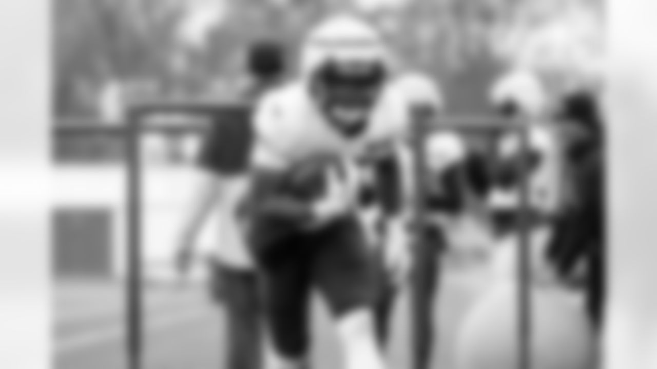 Running back Raheim Sanders (35) during practice at CrossCountry Mortgage Campus on November 19, 2025.