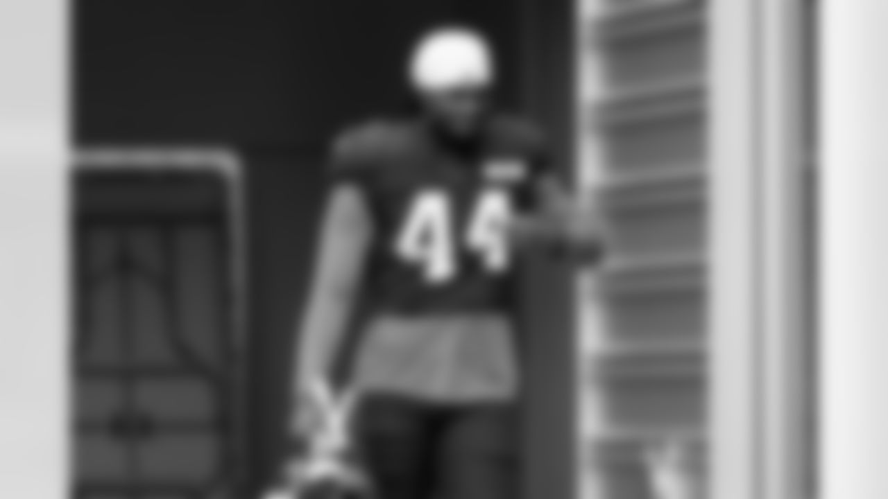 Tight end Harold Fannin Jr. (44) during practice at CrossCountry Mortgage Campus on October 15, 2025.
