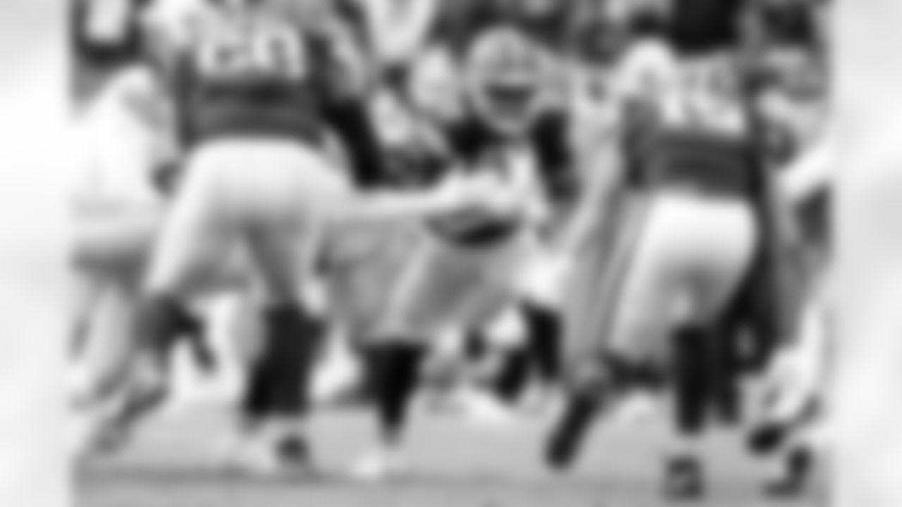 Running back Dylan Sampson (22) during a NFL football game between the San Francisco 49ers and Cleveland Browns on November 30, 2025 at Huntington Bank Field.