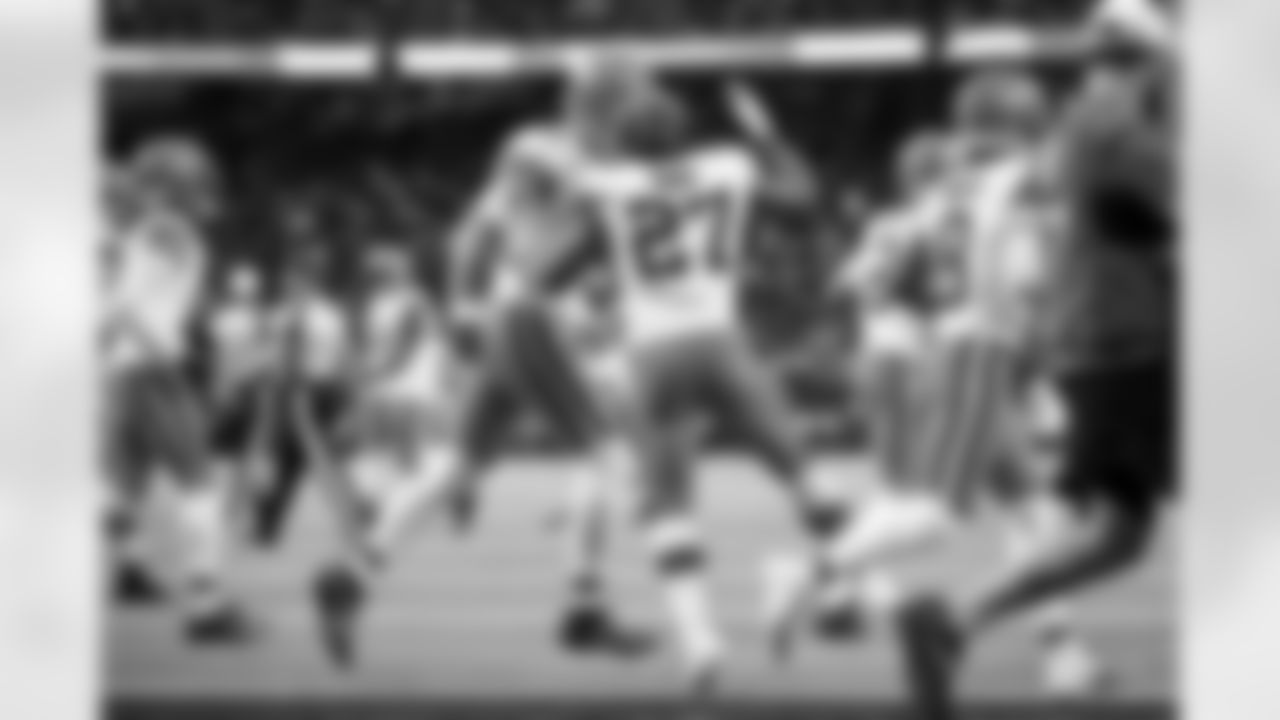 Running back Kareem Hunt (27) during a NFL Wild Card playoff football game between the Cleveland Browns and Houston Texans on January 13, 2024 at NRG Stadium.