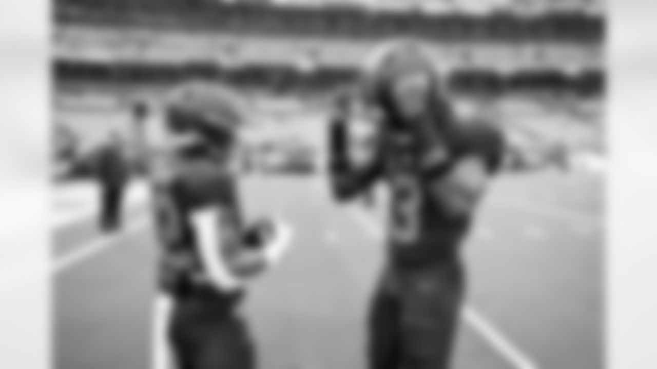 Running back Dylan Sampson (22) and Wide receiver Jerry Jeudy (3) before a NFL football game between the Miami Dolphins and Cleveland Browns on October 19, 2025 at Huntington Bank Field.
