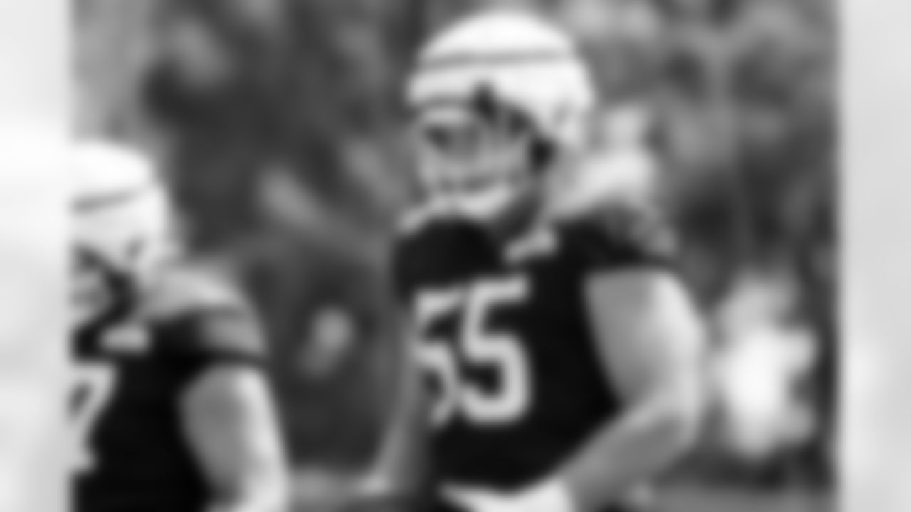 Center Ethan Pocic (55)