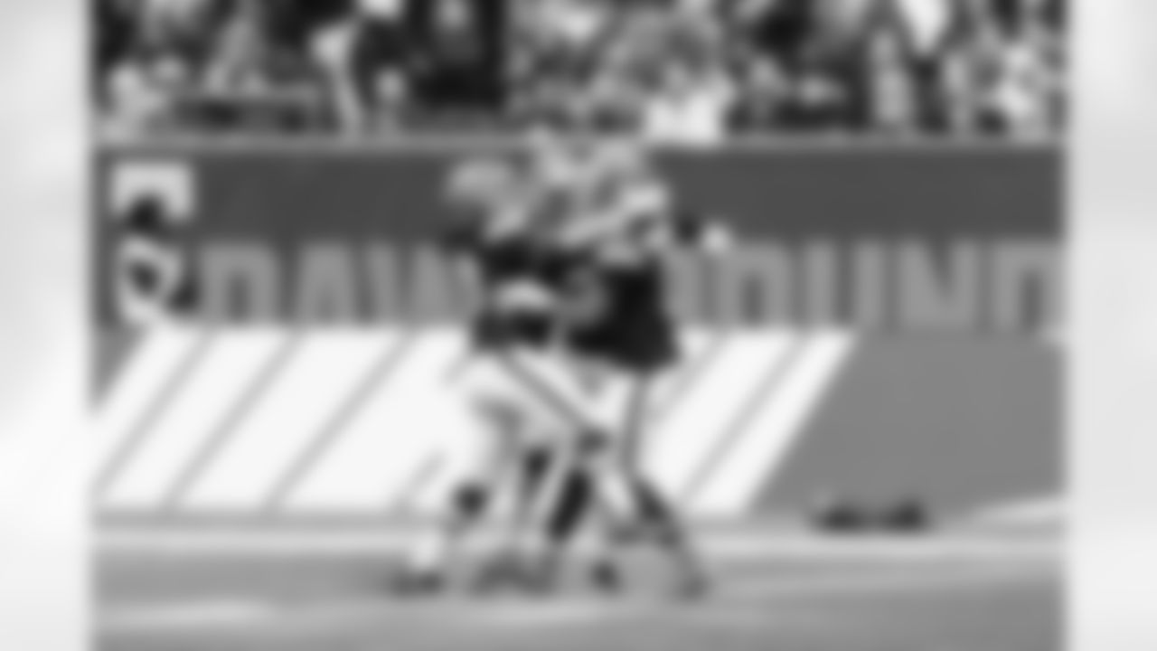 Linebacker Devin Bush (30), Cornerback Myles Harden (26) and Cornerback Greg Newsome II (0) during a NFL football game between the Minnesota Vikings and Cleveland Browns on October 5, 2025 at Tottenham Hotspur Stadium. The Browns lost 17-21.