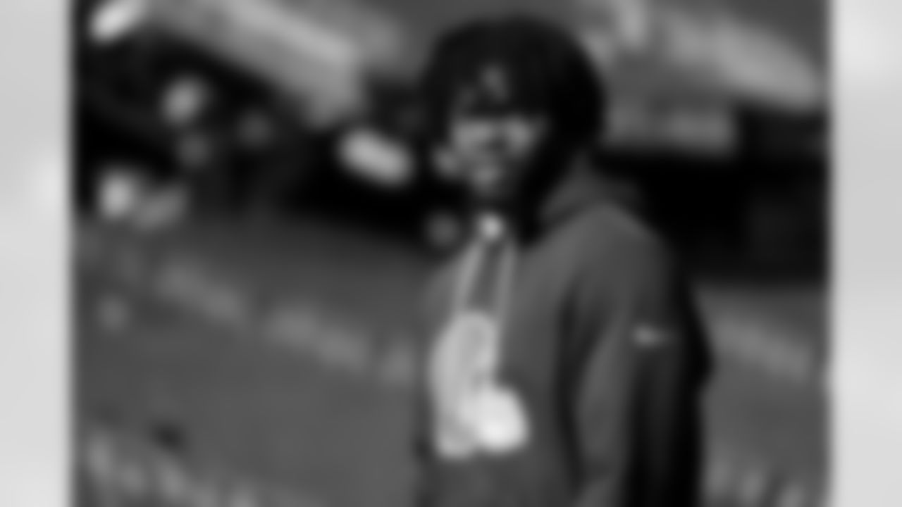 Tight end Harold Fannin Jr. (44) before a NFL football game between the Cleveland Browns and New England Patriots on October 26, 2025 at Gillette Stadium. The Browns lost 13-32.