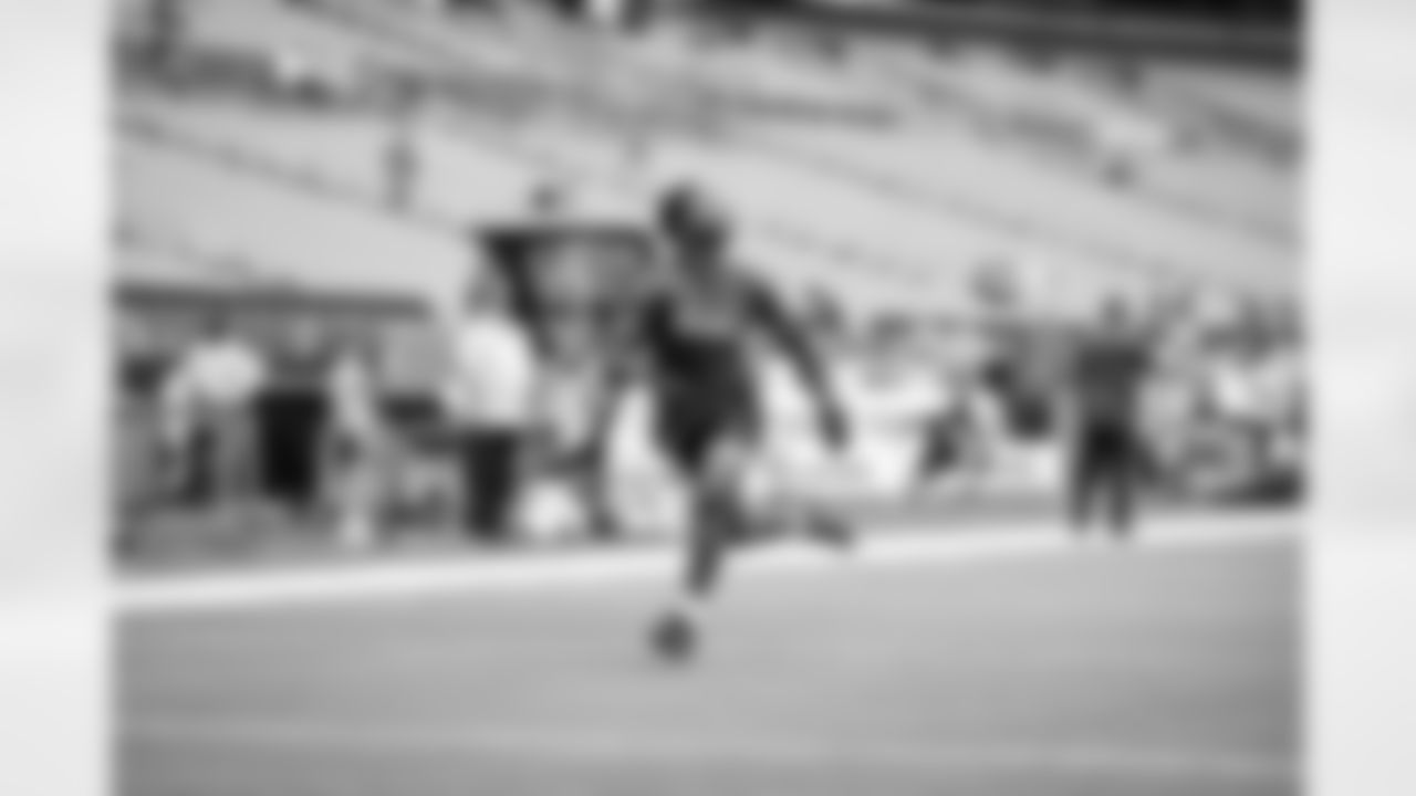 Wide receiver Jamari Thrash (80) before a preseason NFL football game between the Minnesota Vikings and Cleveland Browns on August 17, 2024 at Cleveland Browns Stadium.