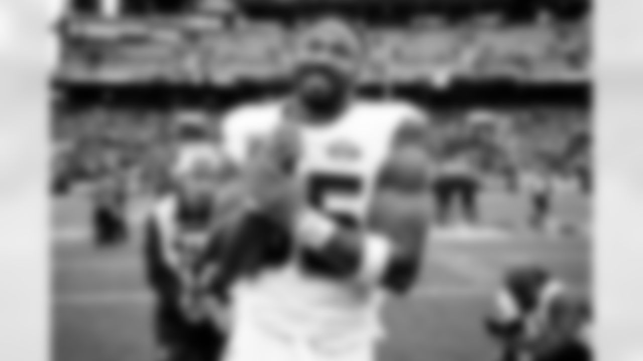 Defensive end Myles Garrett (95) before a NFL football game between the Kansas City Chiefs and Cleveland Browns on December 15, 2024 at Huntington Bank Field. The Browns lost 7-21.
