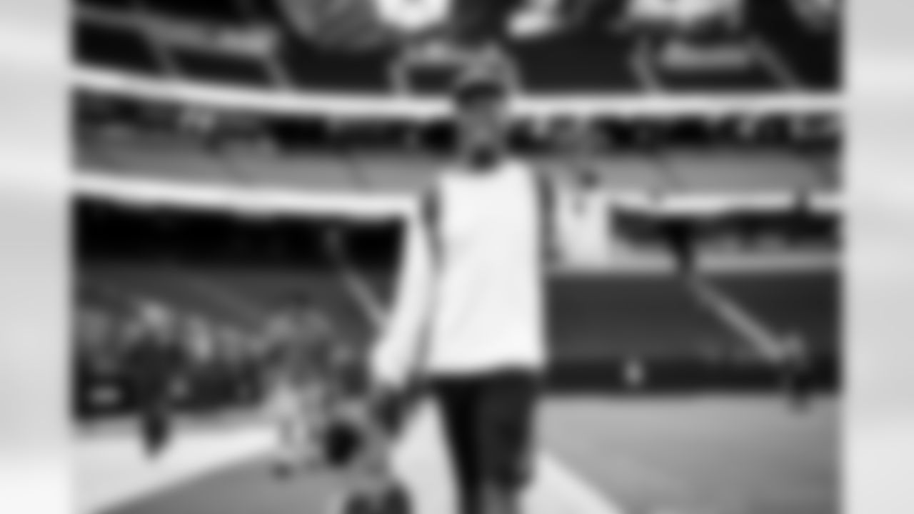 Wide receiver Jerry Jeudy (3) before a NFL football game between the Cleveland Browns and Las Vegas Raiders on September 29, 2024 at Allegiant Stadium.