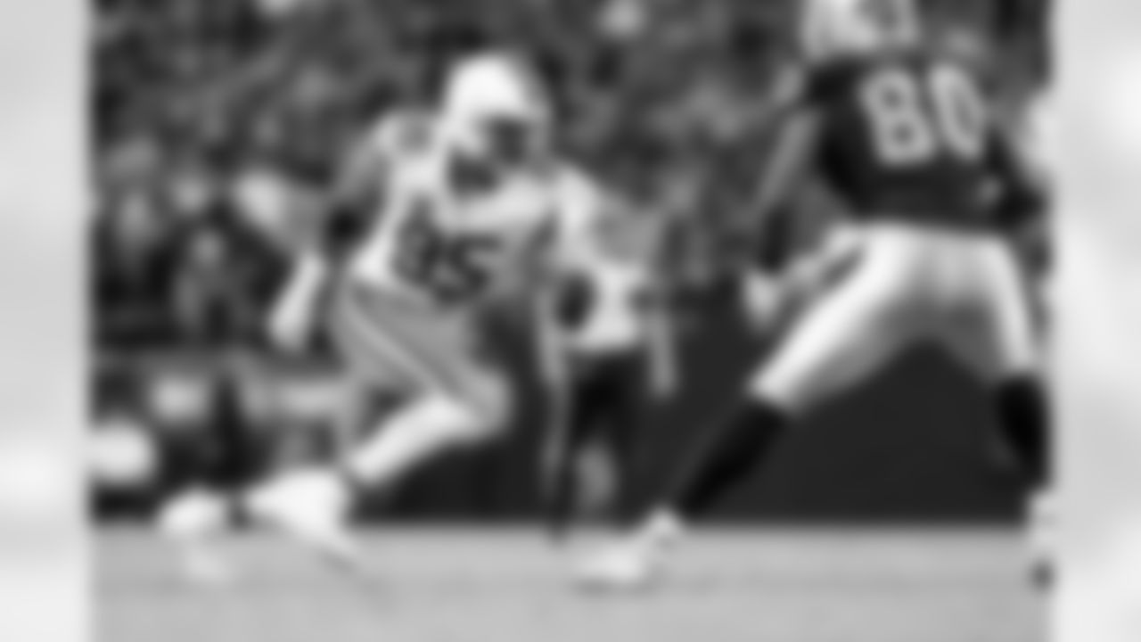 Defensive end Myles Garrett (95) during a NFL football game between the Cleveland Browns and Las Vegas Raiders on November 23, 2025 at Allegiant Stadium. The Browns won 24-10.