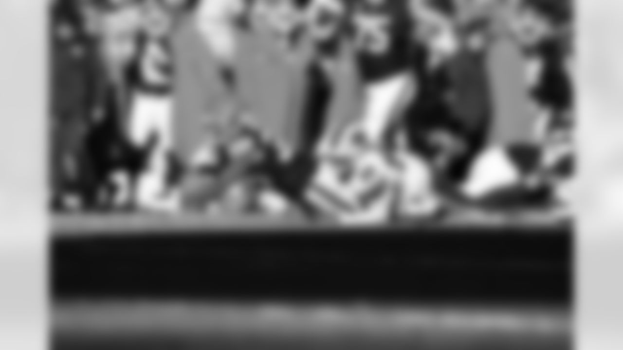 Running back Trayveon Williams (38) during a NFL football game between the Buffalo Bills and Cleveland Browns on December 21, 2025 at Huntington Bank Field.