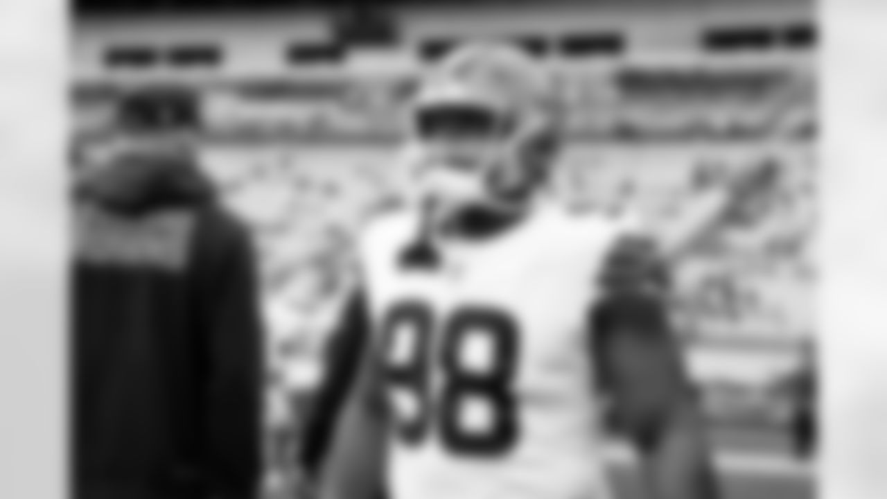 Defensive lineman Adin Huntington (98) before a NFL football game between the Cleveland Browns and Pittsburgh Steelers on October 12, 2025 at Acrisure Stadium.