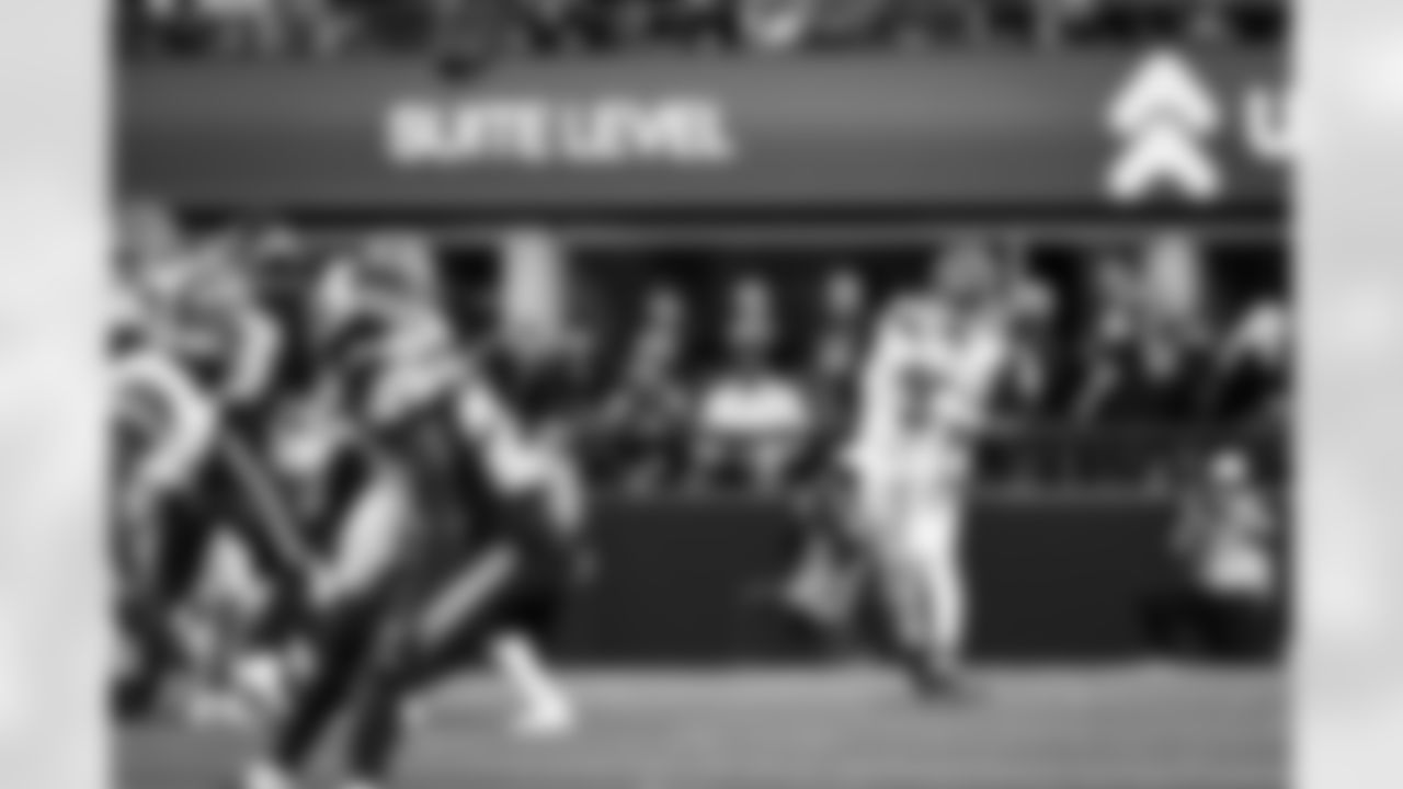 Quarterback Jameis Winston (5) during a preseason NFL football game between the Cleveland Browns and Seattle Seahawks on August 24, 2024 at Lumen Field.