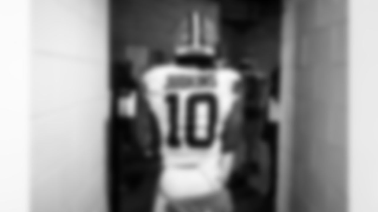 Running back Quinshon Judkins (10) before a NFL football game between the Cleveland Browns and Chicago Bears on December 14, 2025 at Soldier Field.