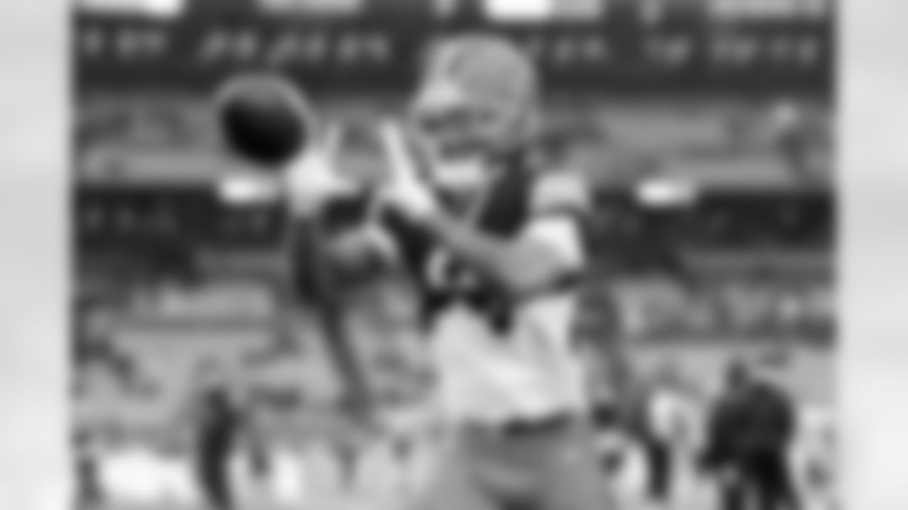 Safety Grant Delpit (9) before a NFL football game between the Pittsburgh Steelers and Cleveland Browns on December 28, 2025 at Huntington Bank Field.