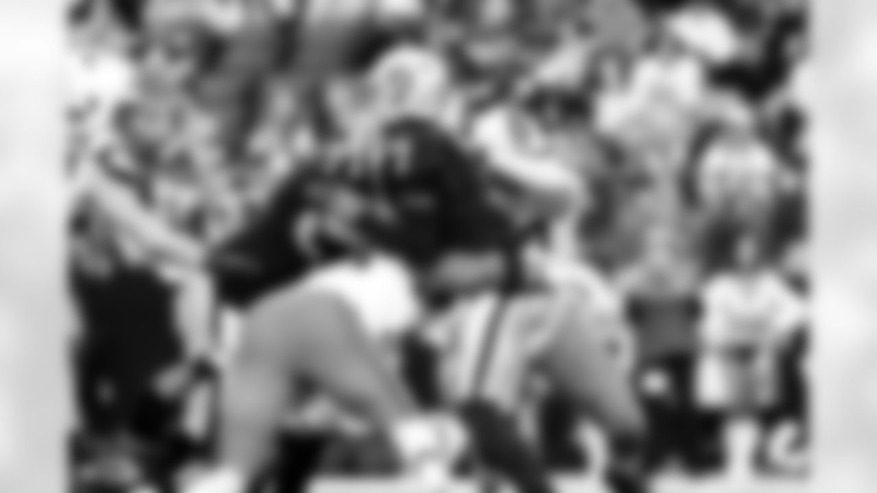 Defensive end Myles Garrett (95) during a NFL football game between the Cleveland Browns and Las Vegas Raiders on November 23, 2025 at Allegiant Stadium.