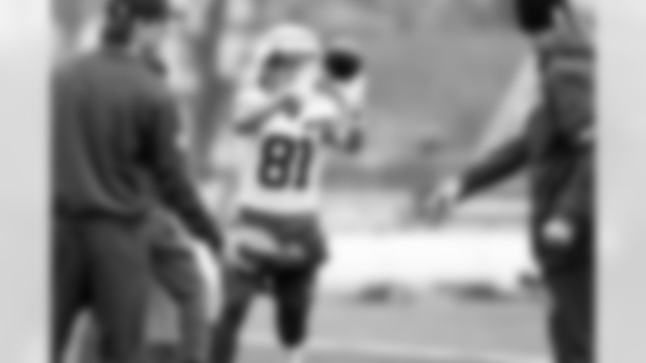 Wide receiver Luke Floriea (81) during practice at CrossCountry Mortgage Campus on November 20, 2025.