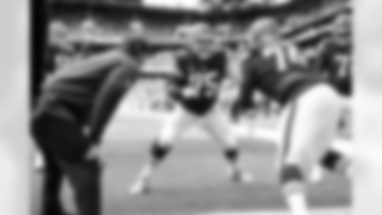 Offensive guard Joel Bitonio (75) and Offensive guard Teven Jenkins (74) before a NFL football game between the Minnesota Vikings and Cleveland Browns on October 5, 2025 at Tottenham Hotspur Stadium.