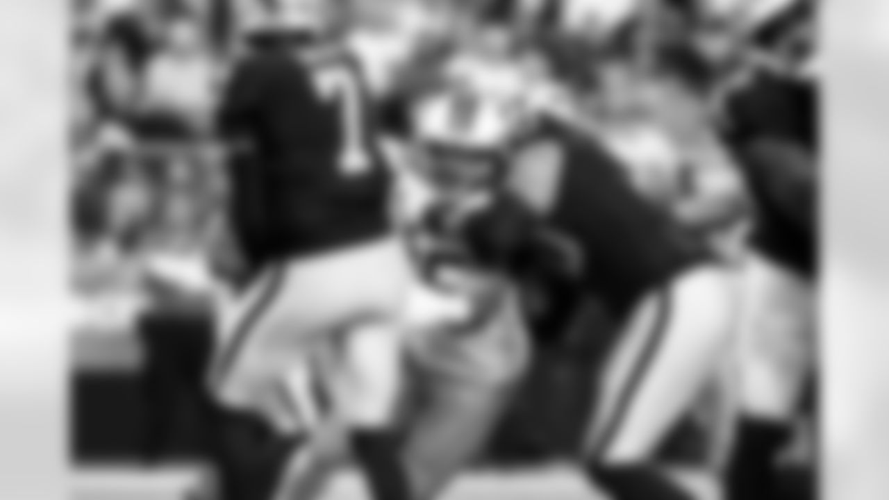 Defensive end Myles Garrett (95) during a NFL football game between the Cleveland Browns and Las Vegas Raiders on November 23, 2025 at Allegiant Stadium.