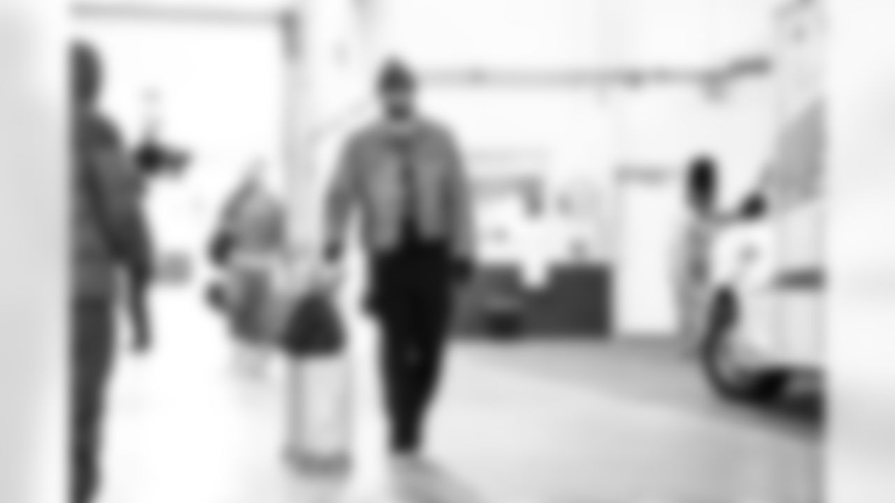 Tight end Sal Cannella (87) before a NFL football game between the Cleveland Browns and Cincinnati Bengals on January 4, 2026 at Paycor Stadium.