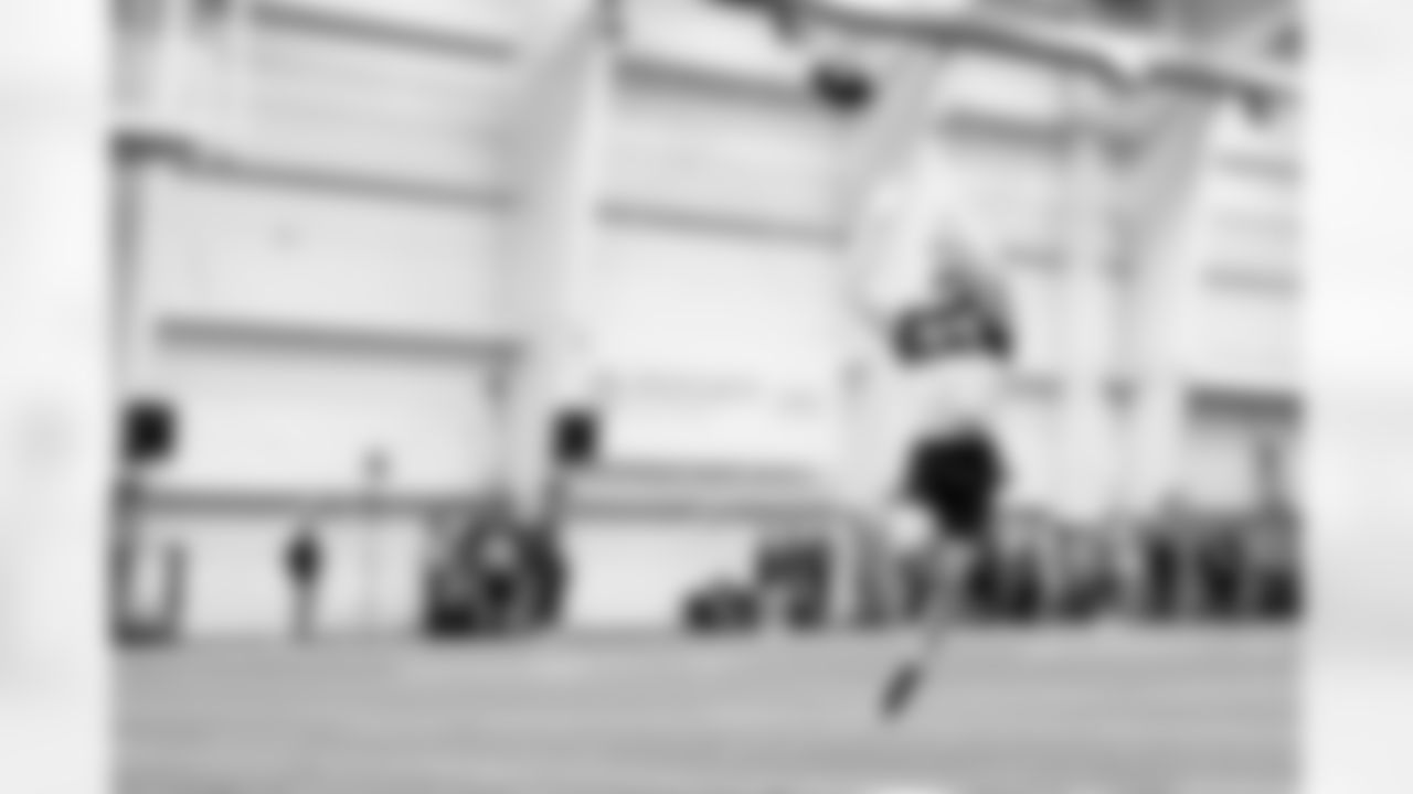 Safety Ronnie Hickman Jr. (33) during practice at CrossCountry Mortgage Campus on December 10, 2025.