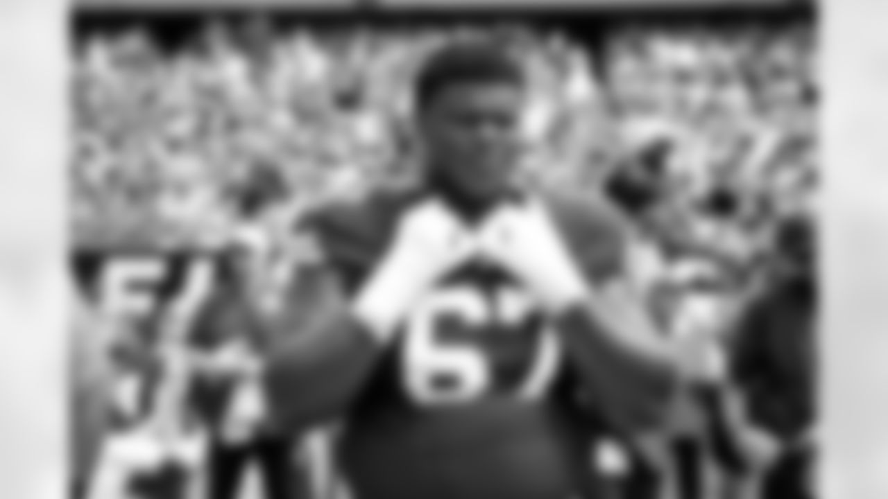 Offensive guard Javion Cohen (67) before a preseason NFL football game between the Cleveland Browns and Philadelphia Eagles on August 16, 2025 at Lincoln Financial Field.