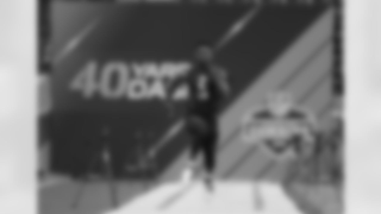 Ohio State linebacker Jerome Baker runs the 40-yard dash at the NFL football scouting combine in Indianapolis, Sunday, March 4, 2018. (AP Photo/Michael Conroy)