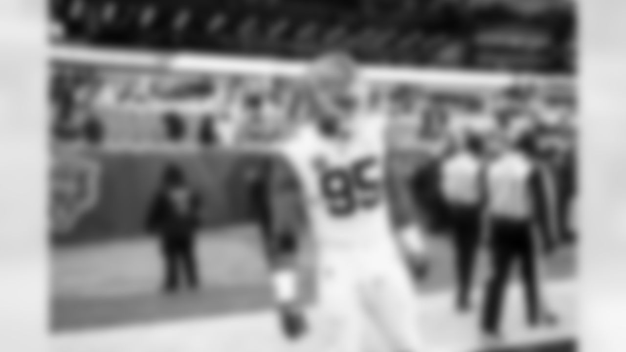 Defensive end Myles Garrett (95) before a NFL football game between the Cleveland Browns and Chicago Bears on December 14, 2025 at Soldier Field.